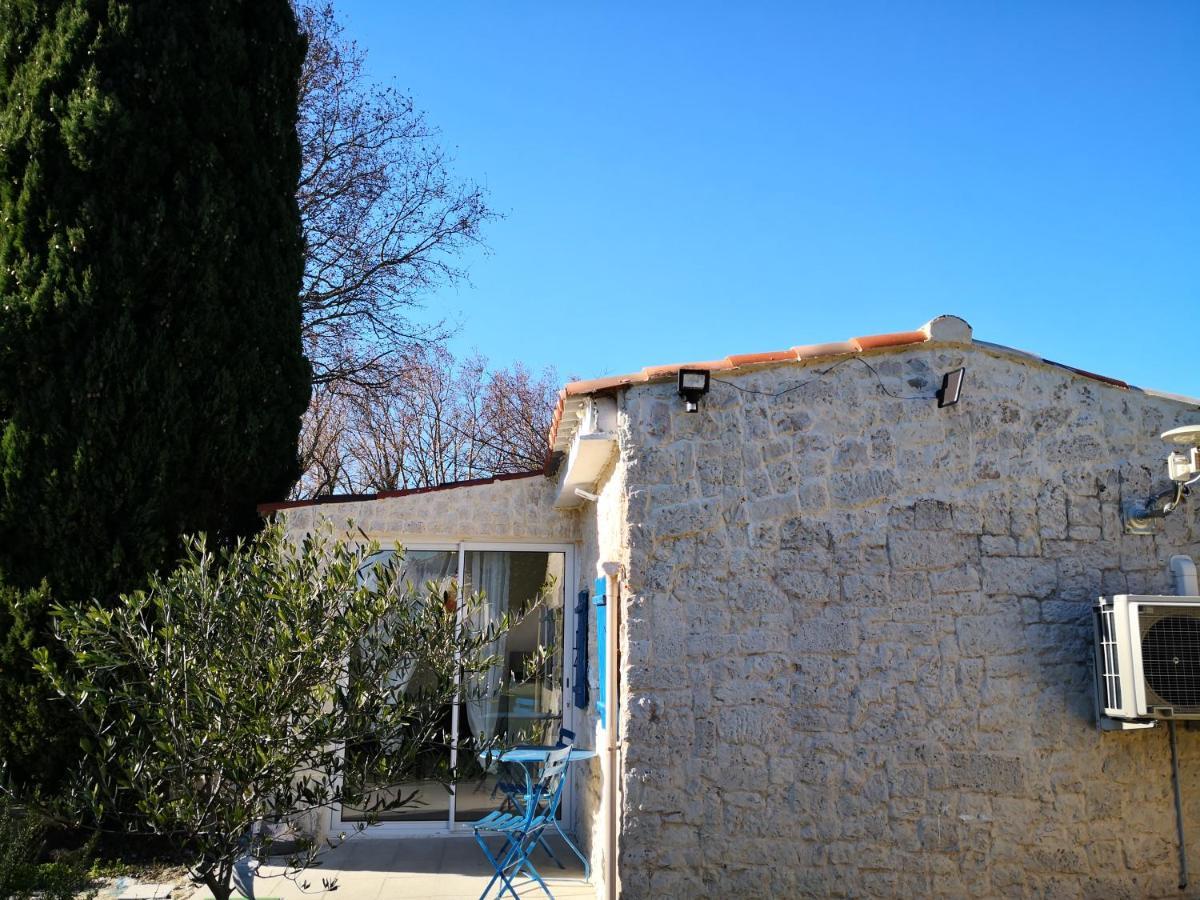 La Petite Maison De Lingling Морнас Екстериор снимка