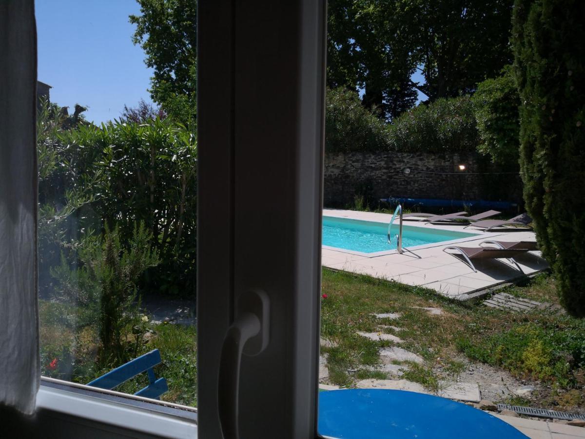 La Petite Maison De Lingling Морнас Екстериор снимка